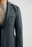 Dstrezzed Blazer