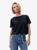 Catwalk Junkie T-shirt