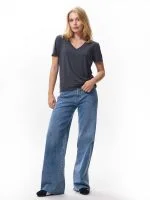 Catwalk Junkie T-shirt