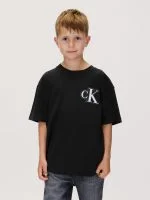 Calvin Klein T-shirt
