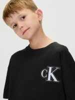 Calvin Klein T-shirt