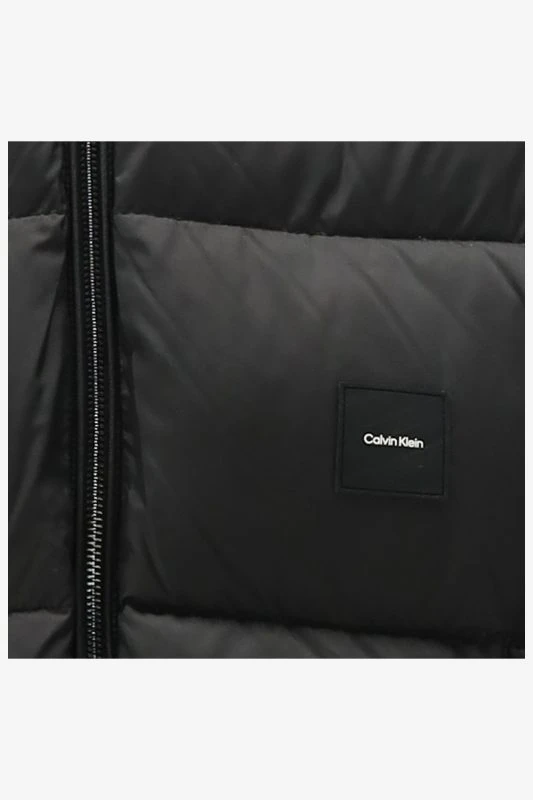 Calvin Klein Jas HOODED QUILT PUFFER