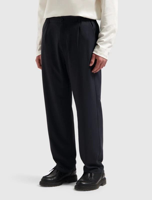 Pure Path Straight Fit