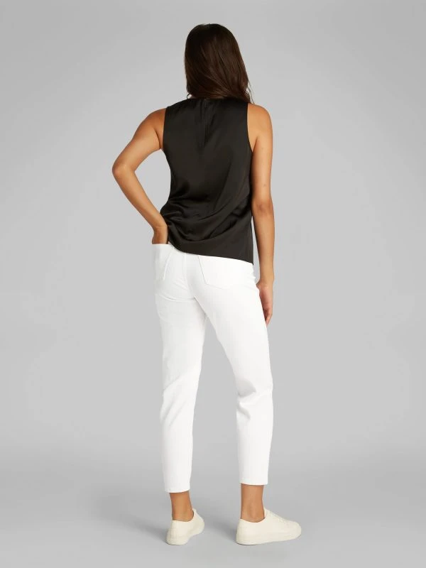 Calvin Klein Mom Jeans MOM