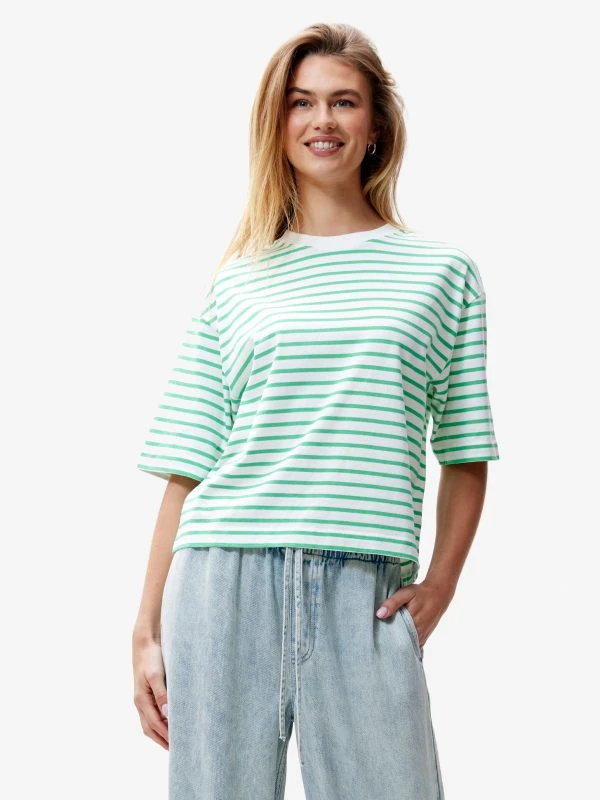 Catwalk Junkie T-shirt