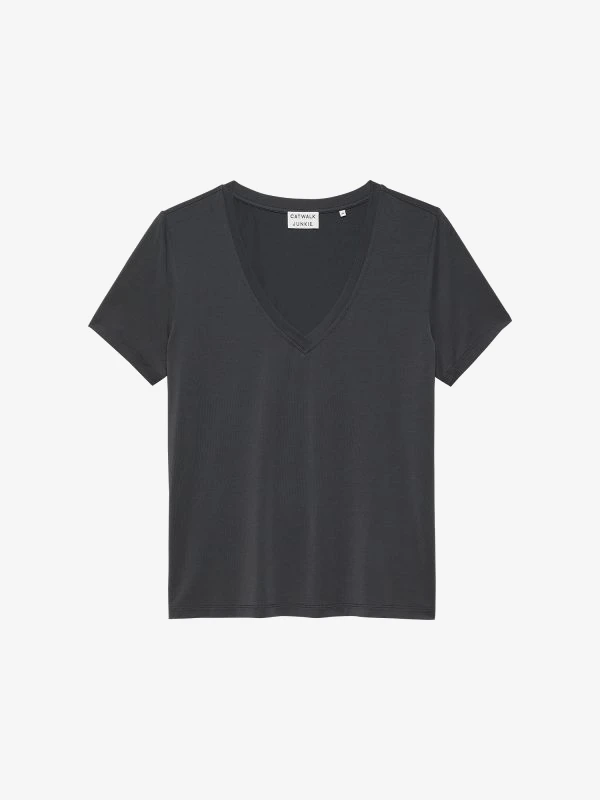 Catwalk Junkie T-shirt