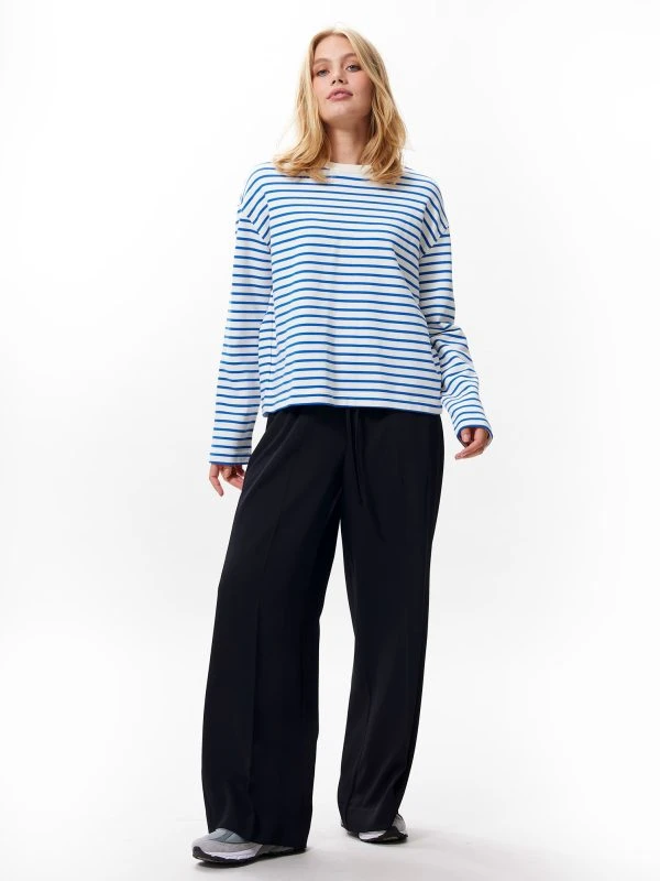 Catwalk Junkie Sweater