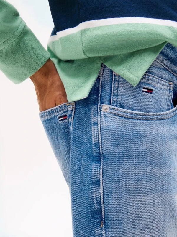 Tommy Hilfiger Straight Fit