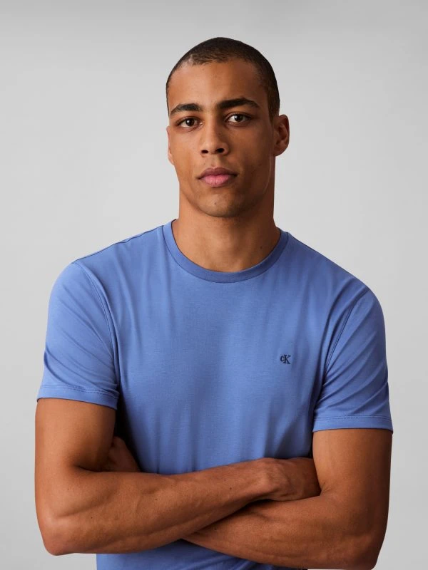 Calvin Klein T-shirt