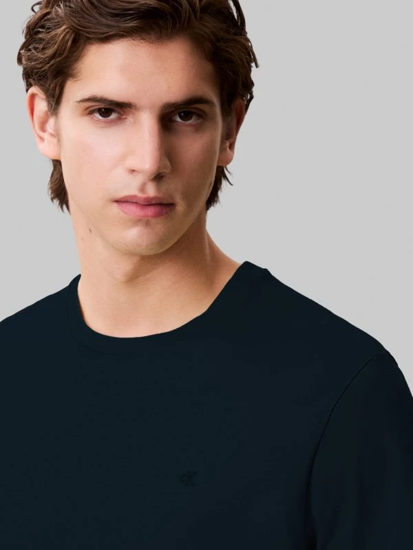 Calvin Klein T-shirt