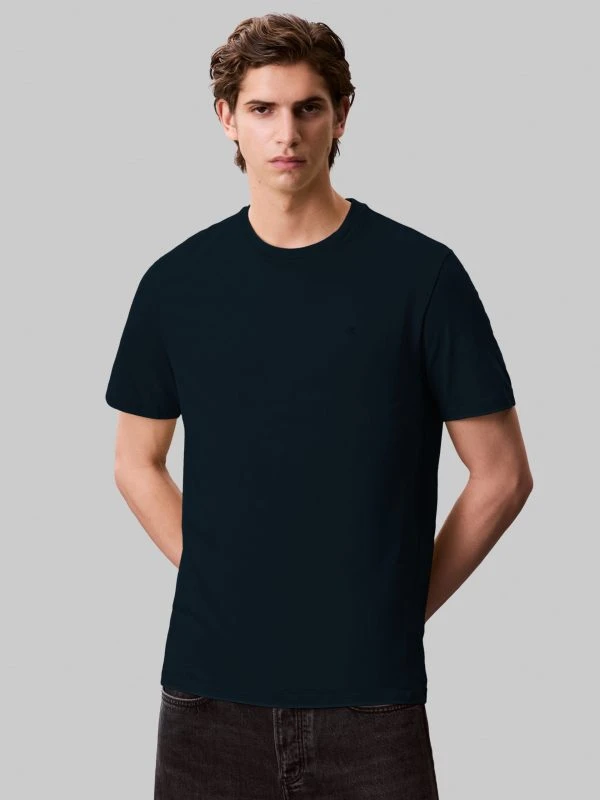 Calvin Klein T-shirt