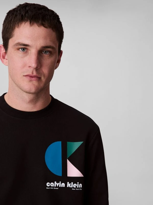Calvin Klein Sweater