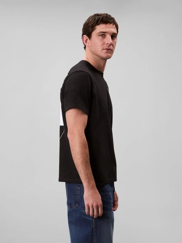 Calvin Klein T-shirt