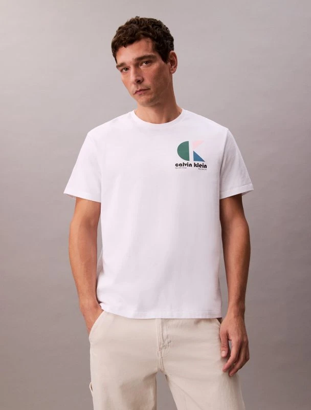 Calvin Klein T-shirt