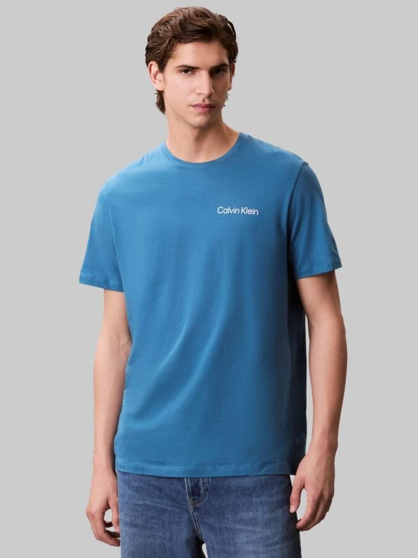 Calvin Klein T-shirt