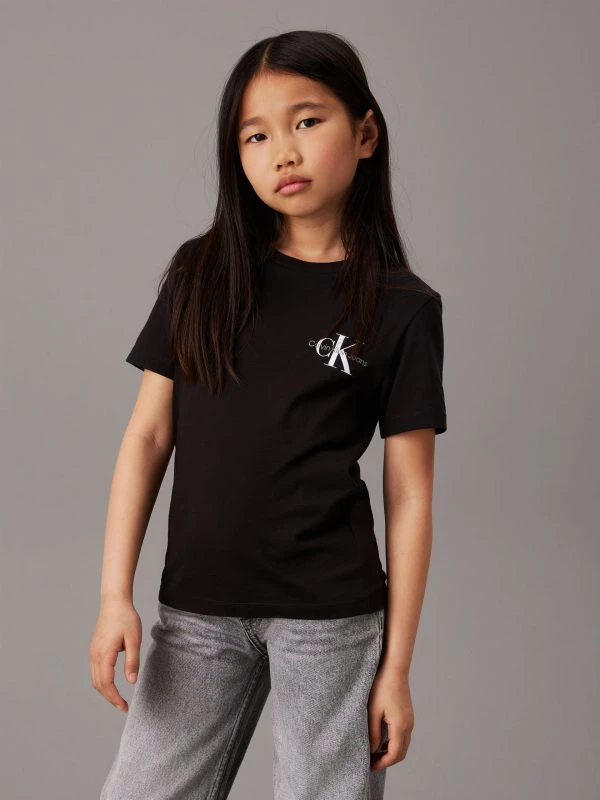 Calvin Klein T-shirt