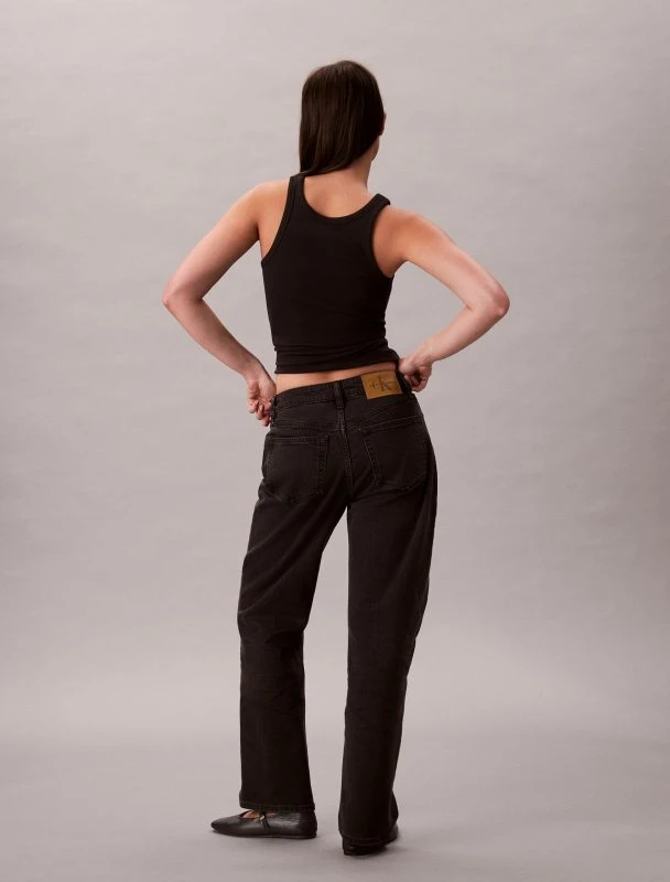 Calvin Klein Straight Fit