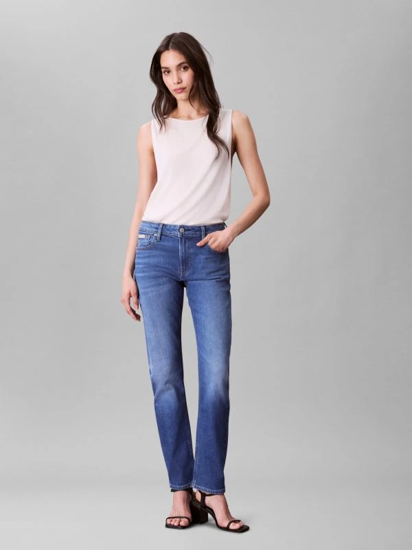 Calvin Klein Straight Fit