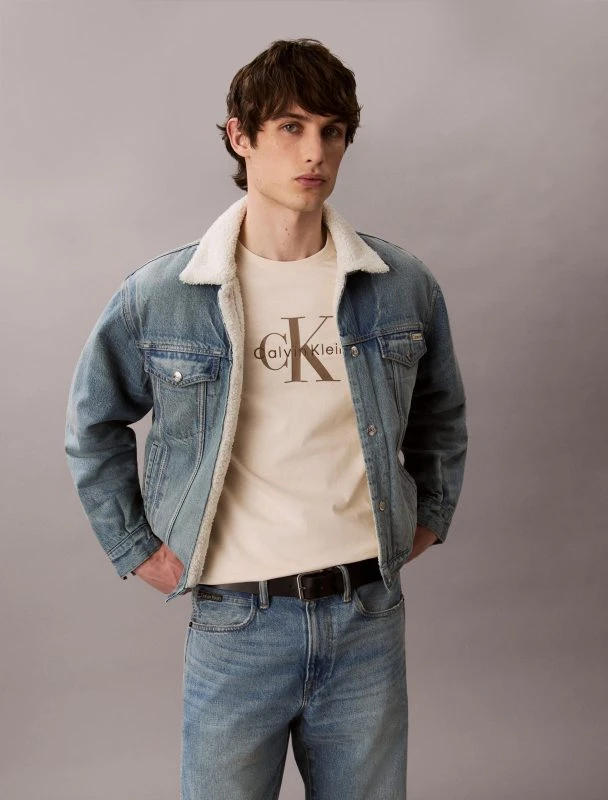 Calvin Klein T-shirt