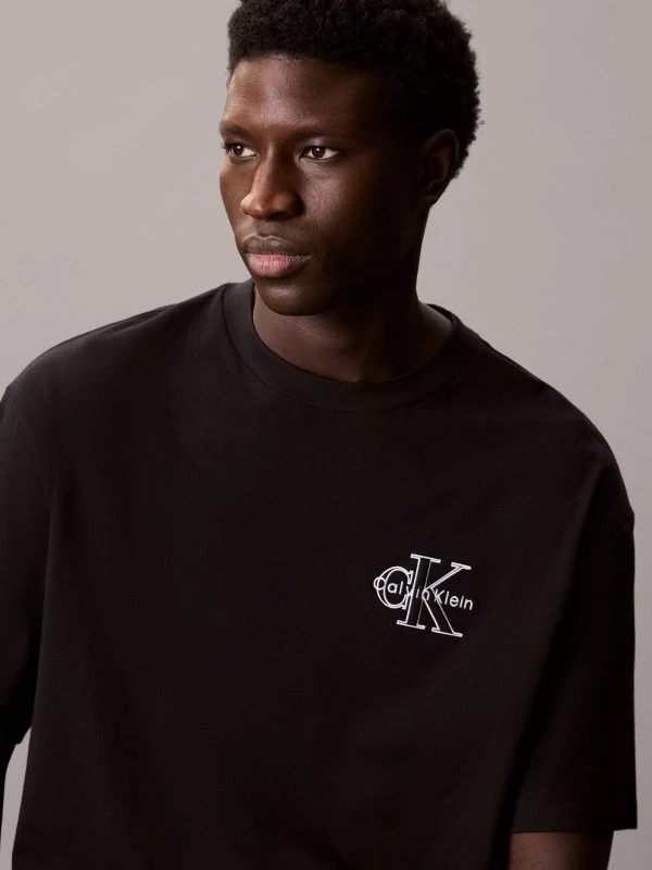 Calvin Klein T-shirt