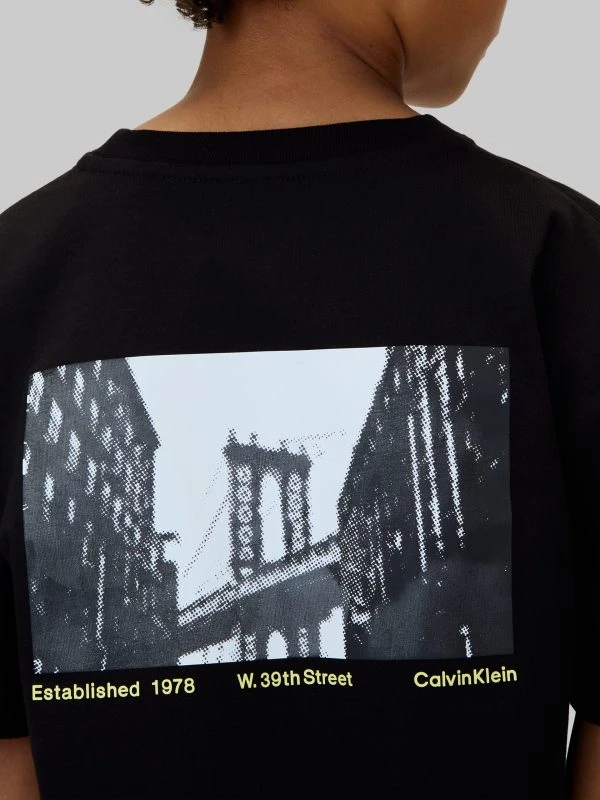 Calvin Klein T-shirt