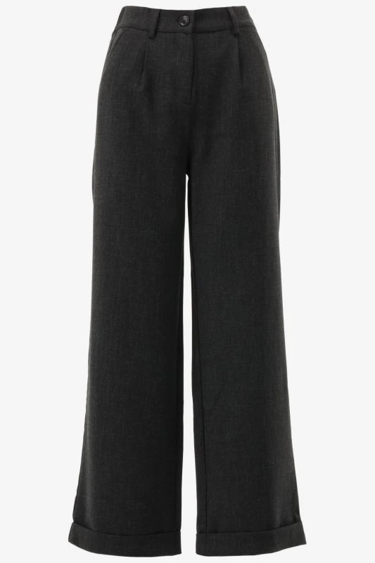 Circle of Trust Straight Fit AZURA
