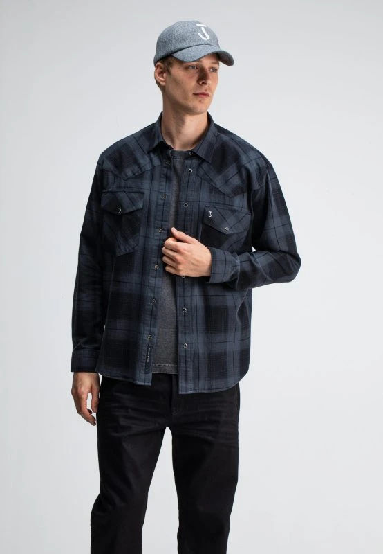 Butcher of Blue Casual Shirt CARTER WEST BLACK CHECK