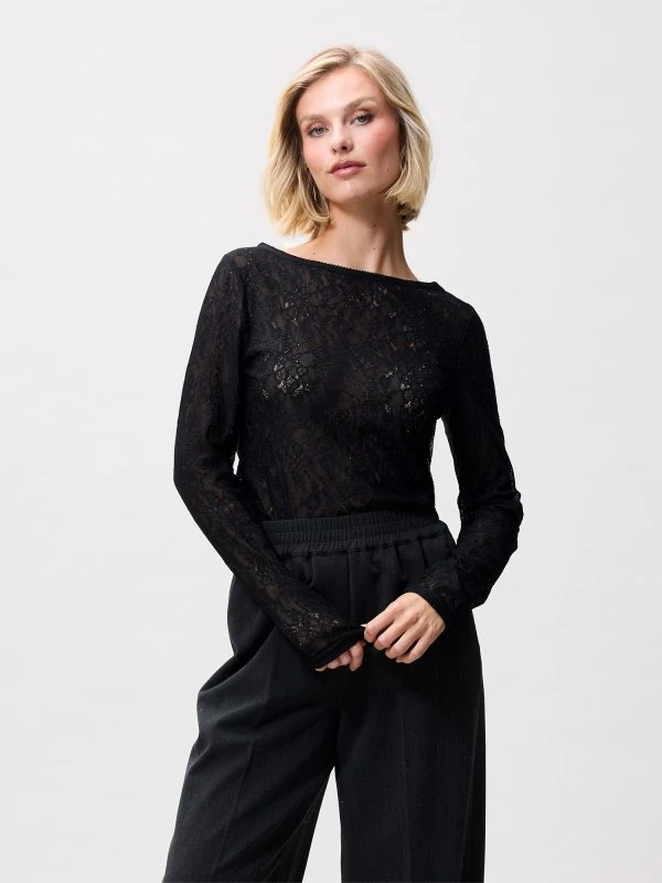 Catwalk Junkie Top