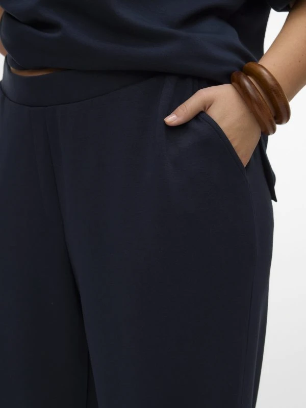 Vero Moda Curve Straight Fit CHALI