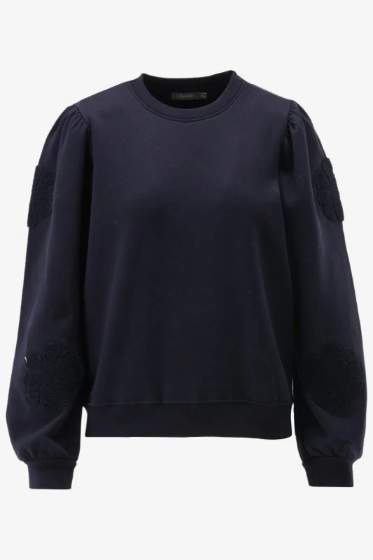 Geisha Sweater
