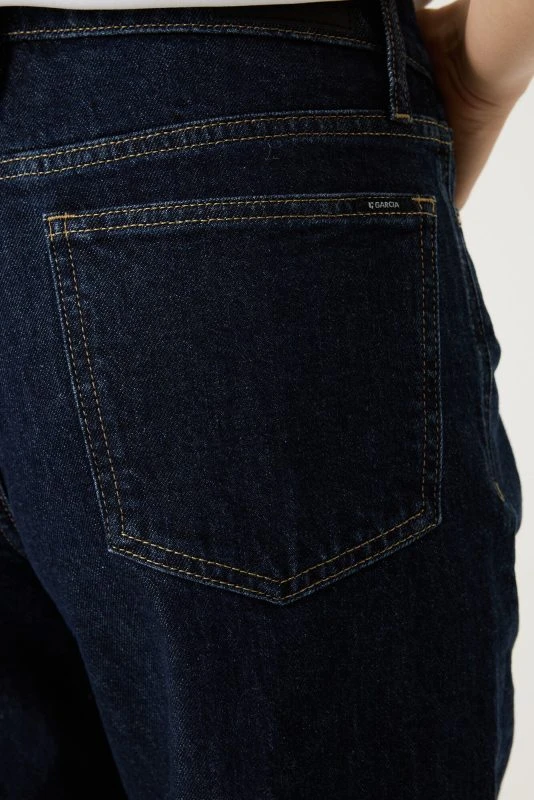 Garcia Slim Fit